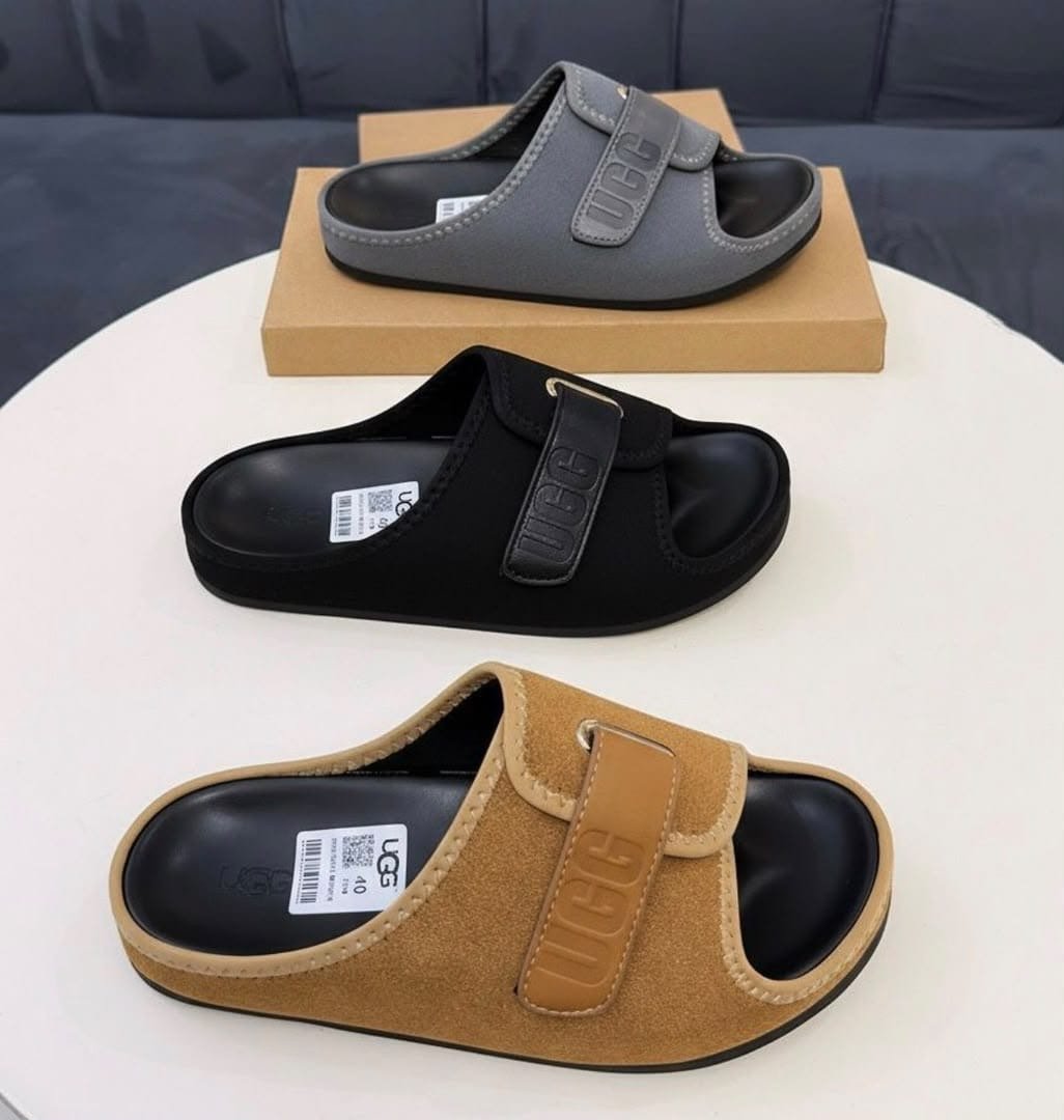 82dfec61-4395-4a5e-ab25-3f7932b3ce41 UGG Men’s Solano Slide Sandals - Image 1